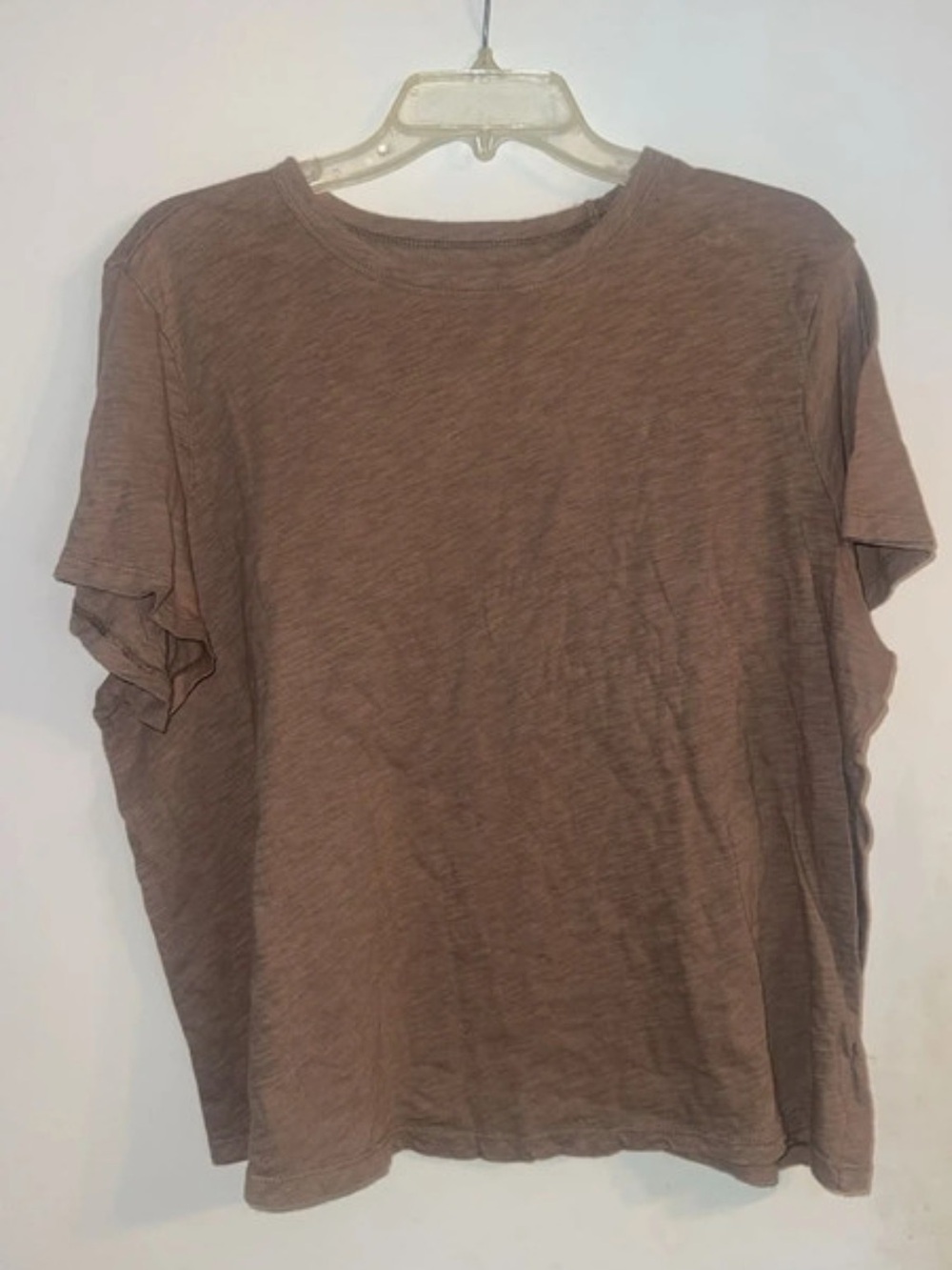 Old Navy Women's Short Sleeve Crewneck T-Shirt in Taupe Brown